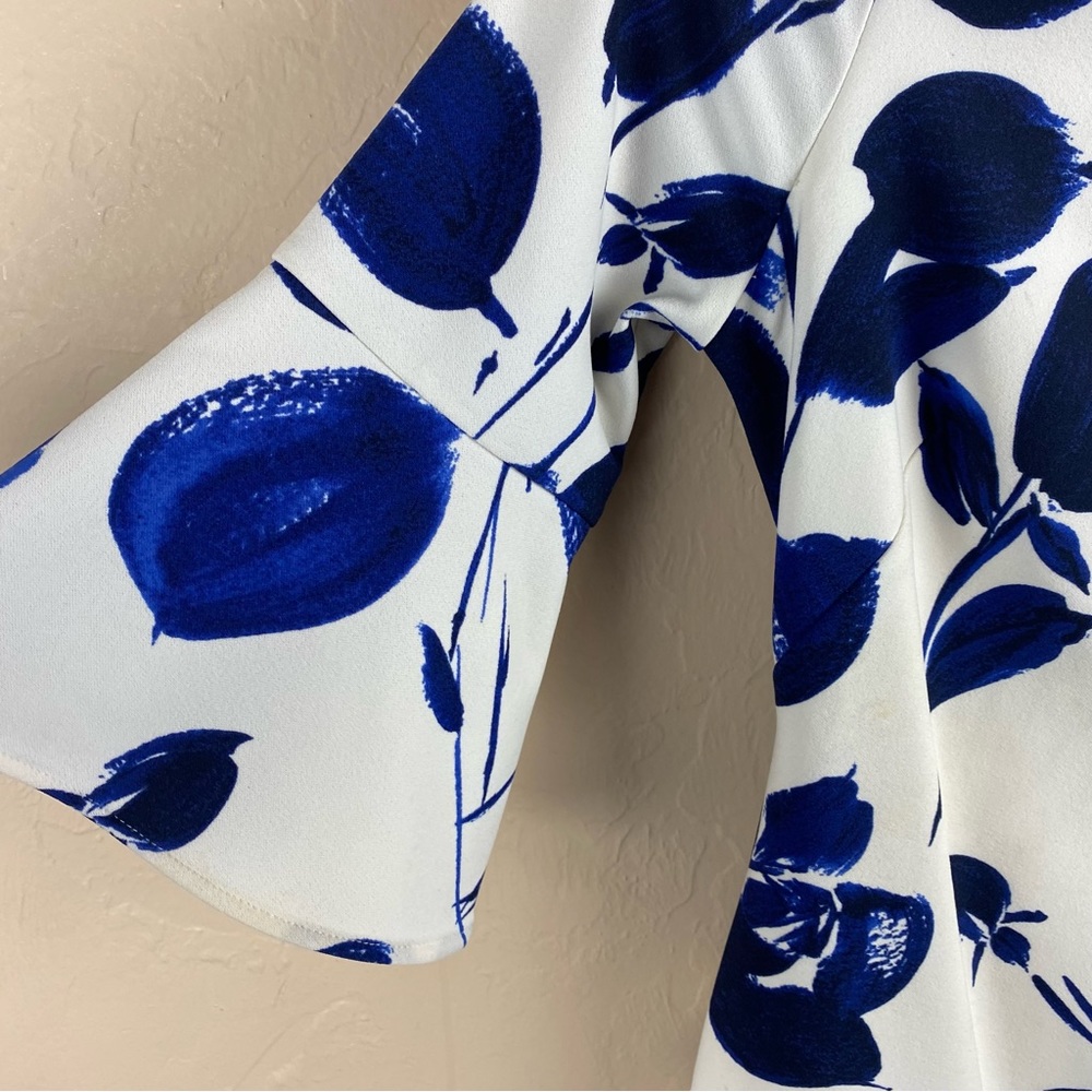 Vince Camuto Elbow Bell Sleeve Floral Print Dress Blue White size 6 - Picture 12 of 16